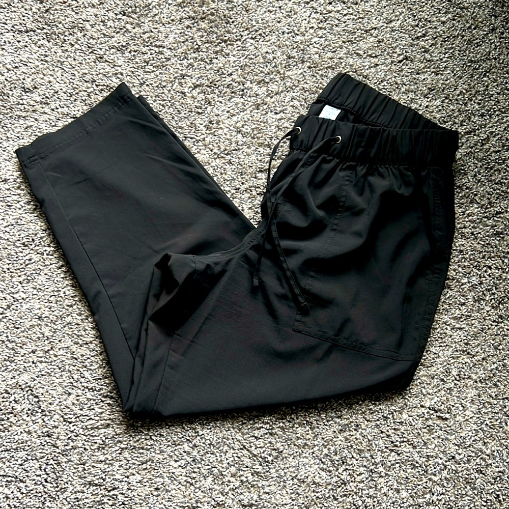 Old Navy Wide-Leg Cropped Pants